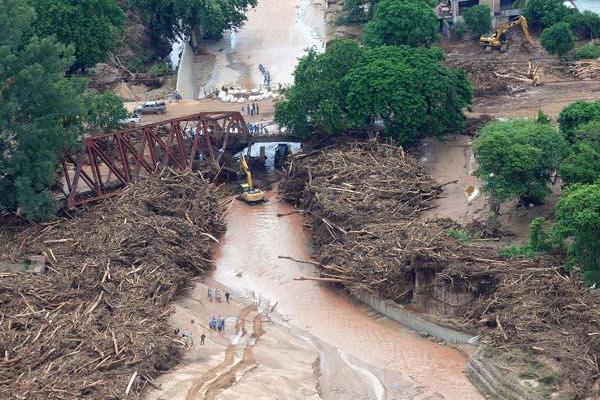 DESASTRE. En febrero pasado, Tartagal quedó arrasada como consecuencia de un aluvión de agua y lodo. NA