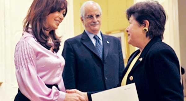 VISITA. La embajadora de EEUU se reunió por primera vez con la Presidenta. PRESIDENCIA DE LA NACION