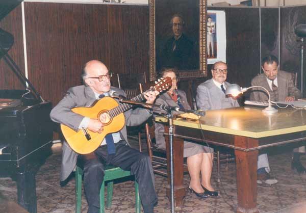 TRIBUTO. El artista Carlos Grande.