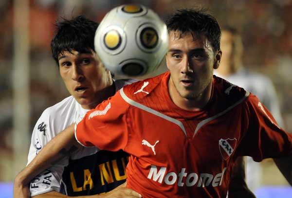 EN CASA SE SIENTE COMODO. Independiente consiguió una nueva victoria en el moderno estadio de Avellaneda. Esta vez superó al 