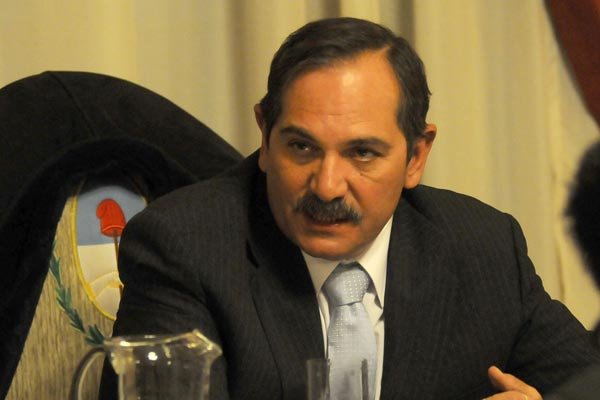 CAUTO. Alperovich prefiere no opinar sobre el 2011. ARCHIVO LA GACETA / INES QUINTEROS ORIO