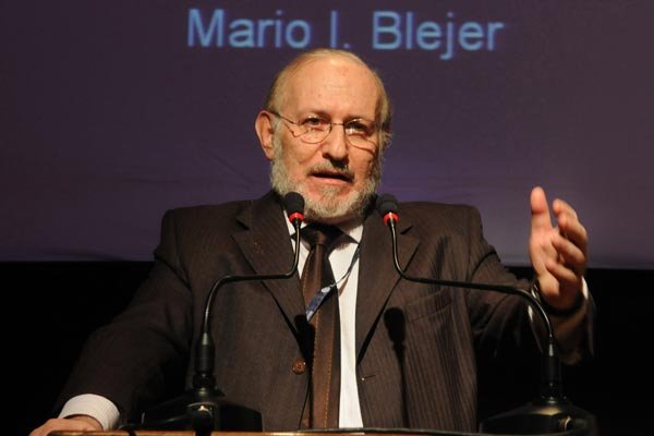SIN COMENTARIOS. Al regresar al país, Blejer optó por no opinar sobre los problemas en el Banco Central. DYN