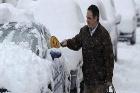 SIN TRANSPORTE. Los autos no se pueden utilizar por la ola polar. IMAGEN TOMADA DE TIEMPODEHOY.COM