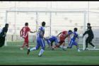El arquero suplente se metió en la cancha para evitar un gol