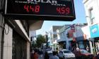 Hasta agosto, olvidate de comprar dólares