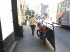 El dueño de la vereda