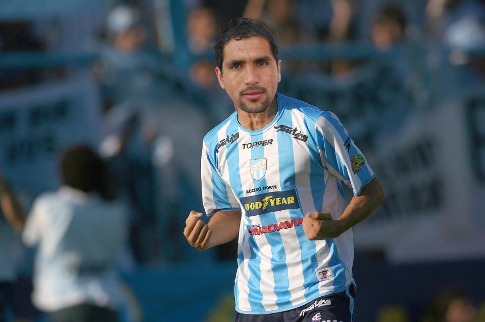 REFUERZO. Ibáñez quiere vestir la gloriosa celeste y blanca. FOTO CORTESIA PACO VILCA