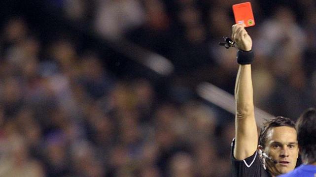 Loustau habló del duelo caliente: "Son los partidos que soñamos dirigir"