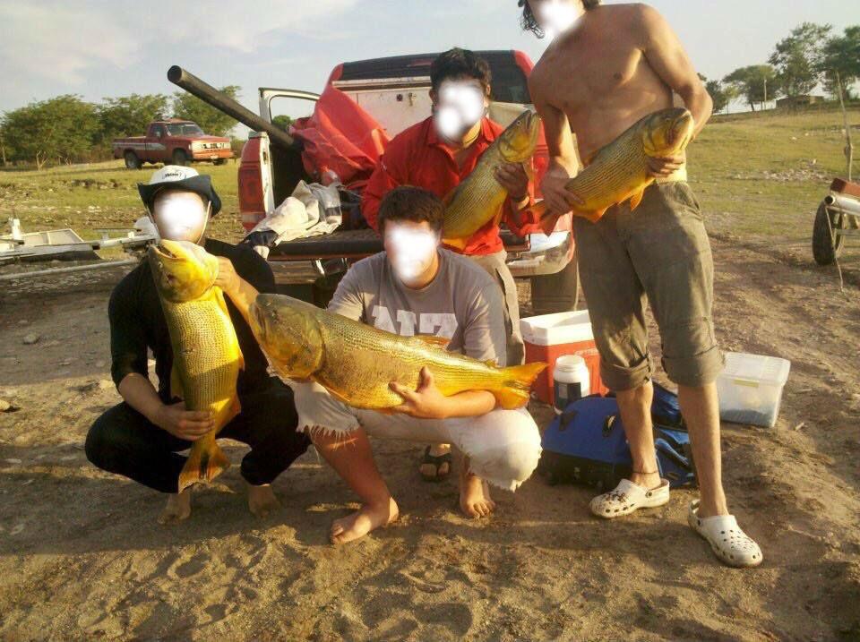 Taganrog la base del descanso la pesca