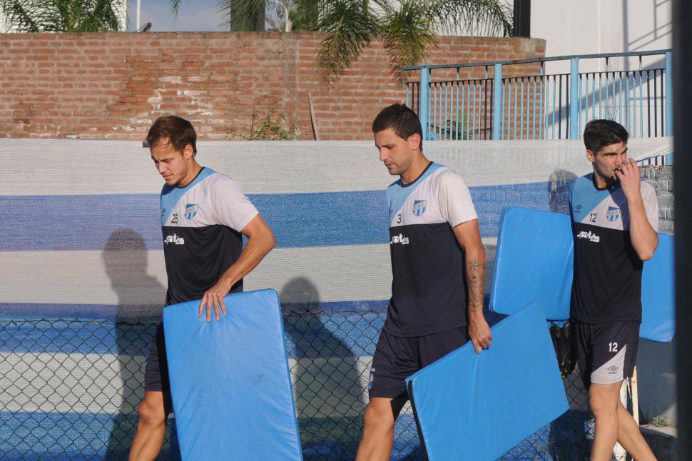 Fotos de jugadores de futbol en las duchas 87 Fotos de jugadores de futbol en las duchas 83