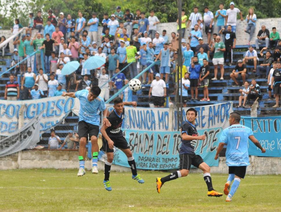En Aguilares todos son felices por el fútbol - La Gaceta Tucumán (Registro) (blog)