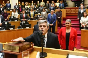 En una sesión especial, Agustín Fernández fue designado Defensor del Pueblo de Tucumán