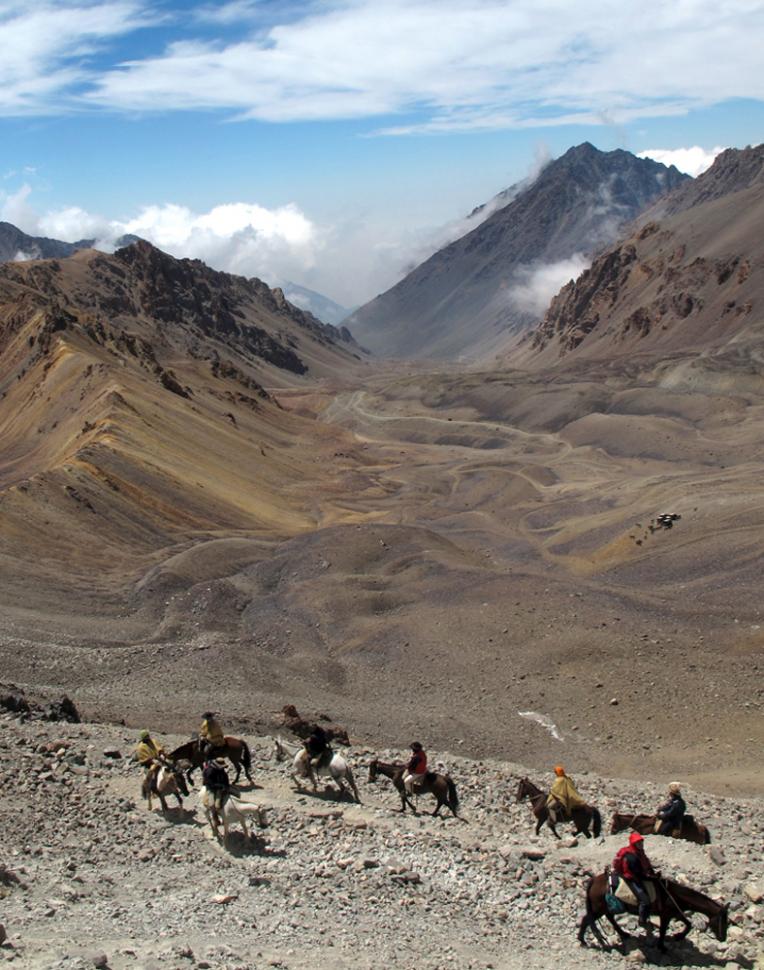 Magnífica vista de la cordillera desde un balcón próximo a El Portillo, la abra situada a 4.300 metros sobre el nivel del mar.