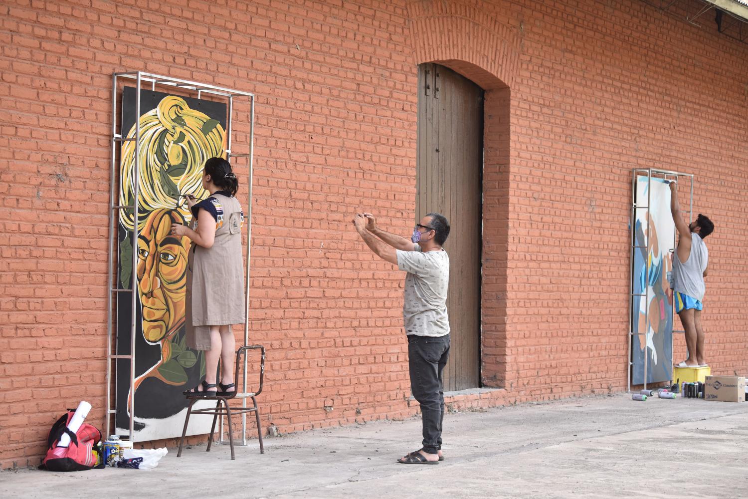 Artistas Visuales Renuevan La Fachada Del Centro Cultural Juan B. Terán ...