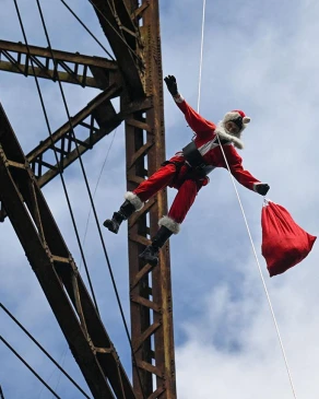 Divertidos Papa Noel alrededor del mundo