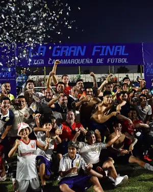 Tucumán Central sobrevivió al abismo, ganó una final inolvidable y ascendió al Federal A