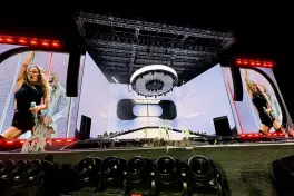 Tini en Tucumán con un show que deslumbró