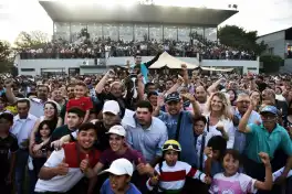 Las 10 mejores fotografías del Gran Premio Batalla de Tucumán