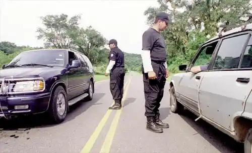 TAREA PREVENTIVA. El fin de semana se realizaron controles en la ruta 307, mientras se decidían los cambios.