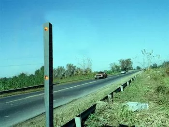 DESCABEZADO. La ausencia de carteles en las rutas puede provocar accidentes. La 301 es la más afectada.