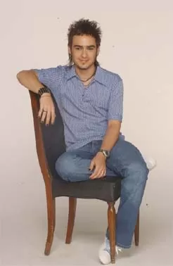 SENTIMIENTO. El cantante tiene mucho miedo de subir solo al escenario.