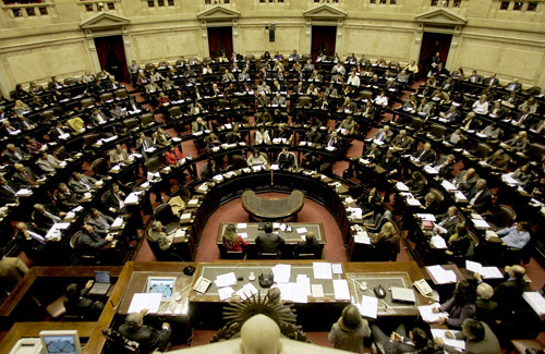 EN SUS MANOS. La Cámara de DIputados será la encargada de analizar el polémico proyecto de ley del Poder Ejecutivo sobre las retenciones móviles. DYN