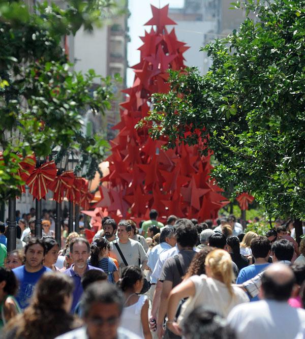 Llega la Nochebuena, tras un intenso trajín comercial - LA GACETA Tucumán