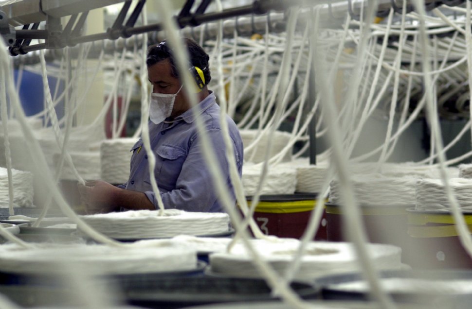 La industria textil avanza, pero con el ojo puesto en la inflación