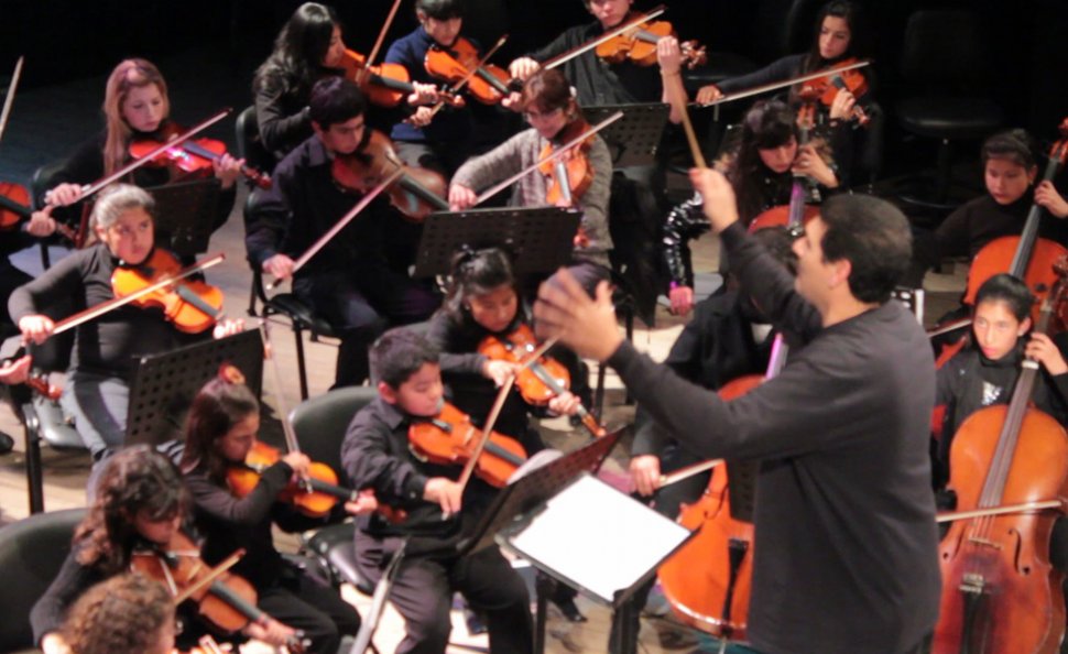 GRANDES TALENTOS. La orquesta Divino Niño se presentará a las 20.30, en el Virla.