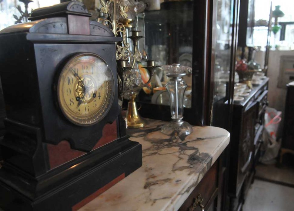 Objetos valiosos y ajenos que atesoran historias secretas LA GACETA