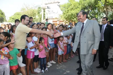 Lo dice en la calle y lo traslada luego al recinto