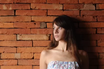 Look inocente en un mundo de presiones