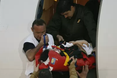 Llegaron a París  los dos periodistas evacuados de Siria
