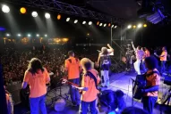 La Mona cerró el carnaval y Ranchillos fue una megafiesta en la cuerda floja