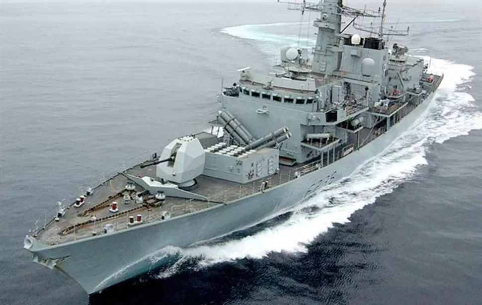 POSTURA BRITANICA. Inglaterra manifestó que la visita de la embarcación militar forma parte de un acto de amistad y cooperación. FOTO TOMADA DE ROYAL NAVY