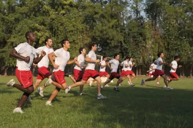 Al santo lo espera una semana movida