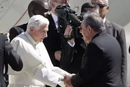 El Papa pide un mayor papel social de la iglesia en la isla