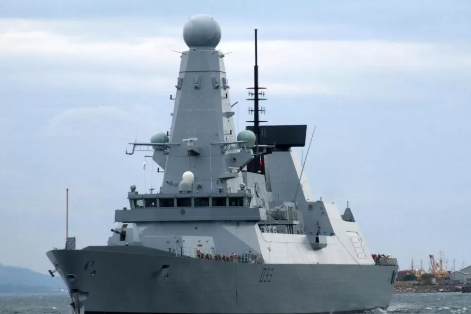 SOFISTICADO. El destructor es uno de los más modernos de la flota británica. FOTO TOMADA DE NOTICIASNEWS.COM