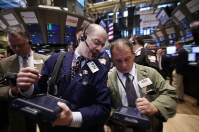 La Bolsa se retrajo 2,92%, arrastrada por el desplome del 15,85% de YPF