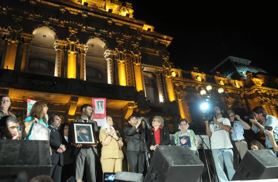 FIRME Y CONVINCENTE. Susana Trimarco no se quebró en ningún momento, agradeció el apoyo y reclamó, una vez más, la aparición con vida de su hija. LA GACETA / FOTO DE HECTOR PERALTA
