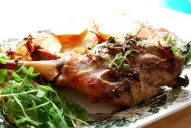 Almuerzo pascual: el cordero y el cabrito pasan a la mesa