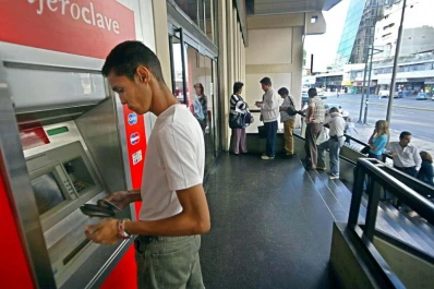 Aseguran que habrá dinero en los cajeros
