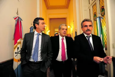 En favor, en contra