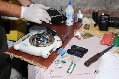 Secuestraron unas 250 dosis de cocaína en Banda del Río Salí