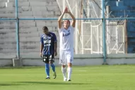 El decano sufre con todos los candidatos