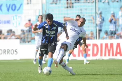 La cerveza lo mareó tanto que se durmió