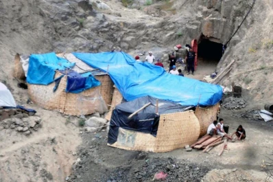 Los derrumbes obstaculizan el rescate de los mineros peruanos