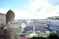 El Papa suplicó que llegue la paz al país