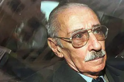 Robo de bebés: piden 50 años de prisión para Videla, en cárcel común