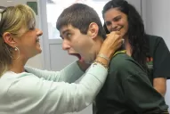 Mamá mía, mamá mía...te... amo...